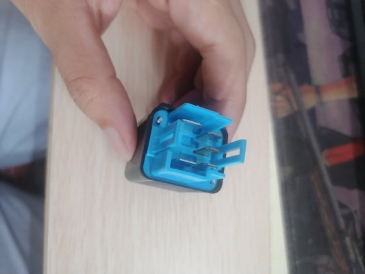 Escalator 31B0071 Motor Relay Blue High-Quality Spare Parts